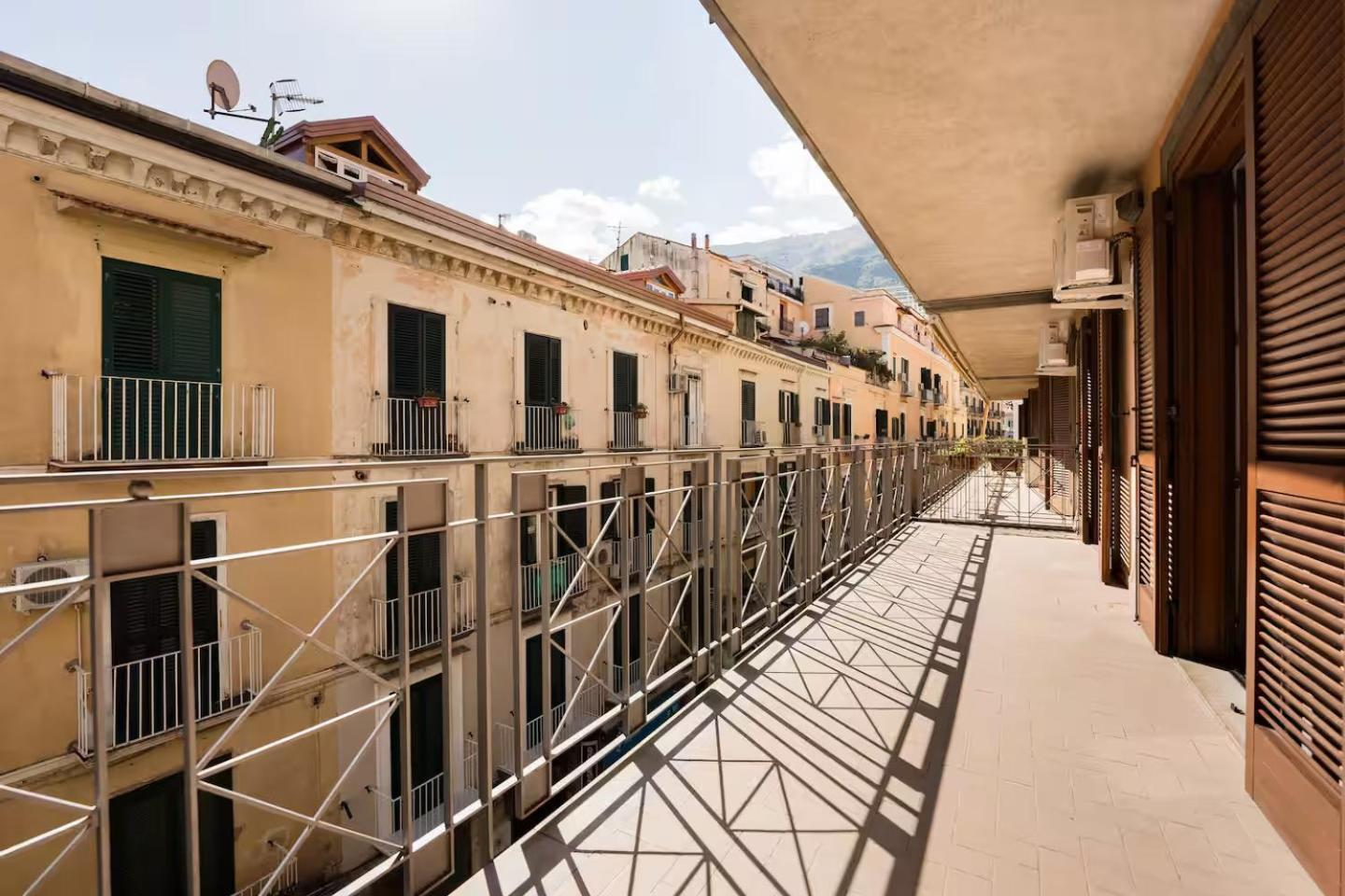Bluemar Guest House Castellammare di Stabia Exterior photo